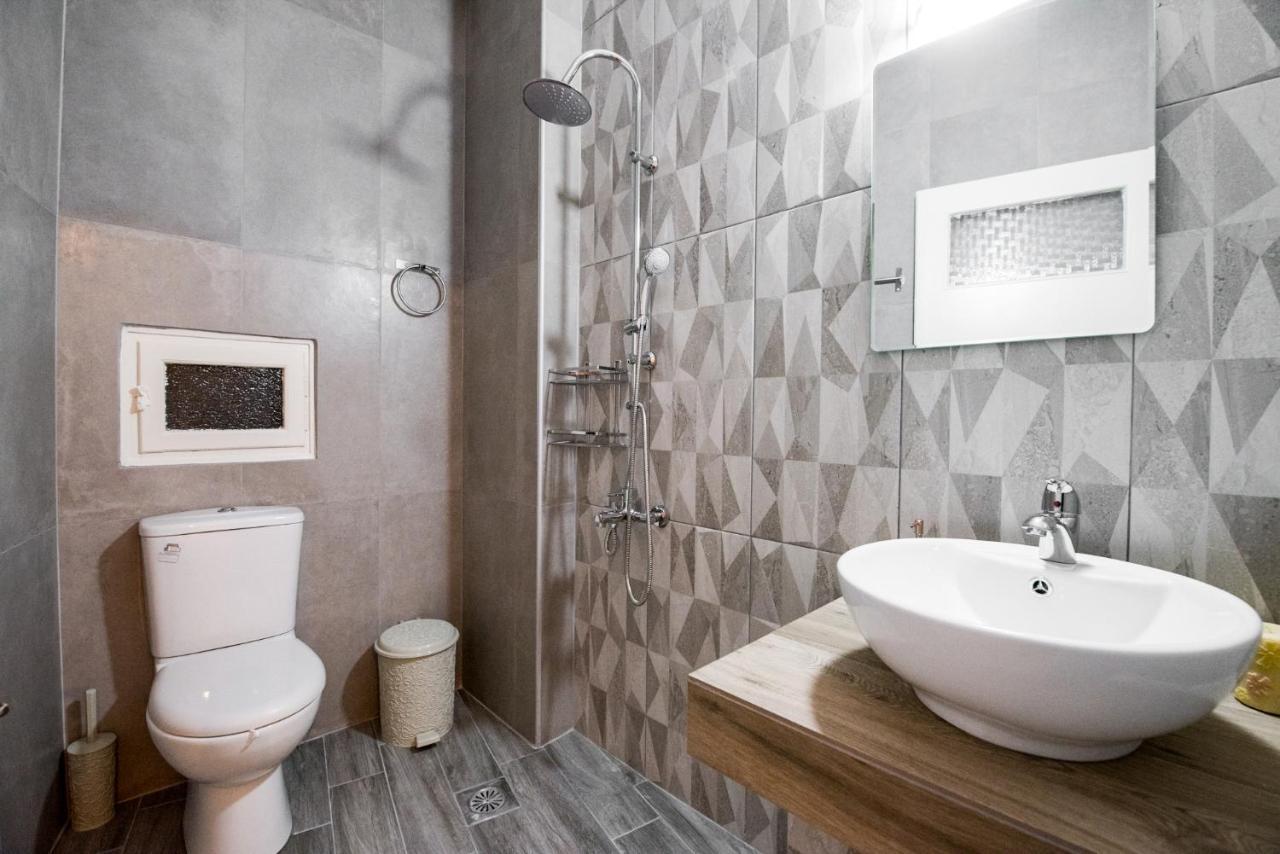 Christi Iuxury Apartment Preveza Esterno foto